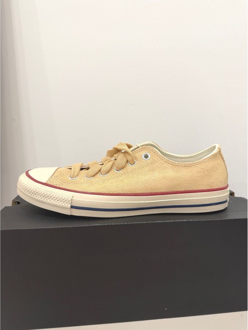 Converse CTAS OX Suede Low Top Sneakers Size 9